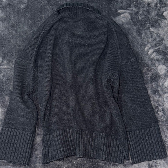 Abercrombie & Fitch Black Knitwear - Picture 3 of 3